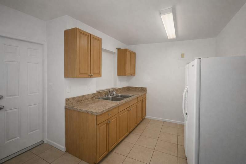 3 bedroom Single Family Residence at 1225 NW 10th Place, Lauderdale Manors Add 30-, Fort Lauderdale — photo 4