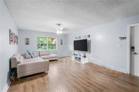 8101 NW 27th Street #4, Coral Springs FL - photo 10 of 32