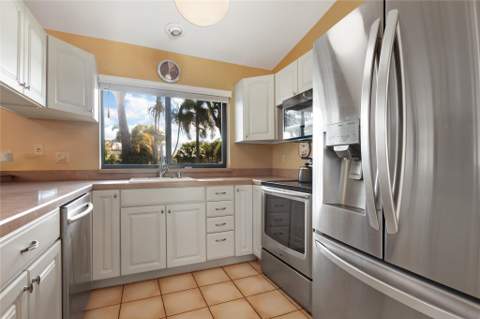 5541 Ainsley Court, Boynton Beach FL - photo 7 of 34
