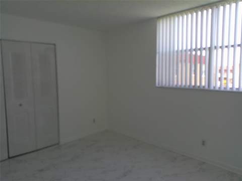 403 NW 68th Avenue #519, Plantation FL - photo 18 of 37