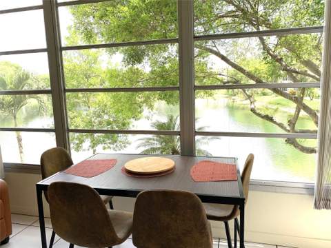 5003 NW 35th Street #508, Lauderdale Lakes FL - photo 7 of 8