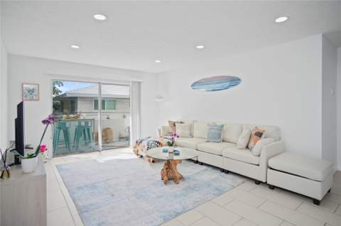 3212 NE 12th Street #203, Pompano Beach FL - photo 7 of 33