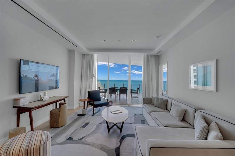 2 bedroom Condominium at 525 N Fort Lauderdale Beach Boulevard #1204, Four Seasons, Fort Lauderdale — photo 4