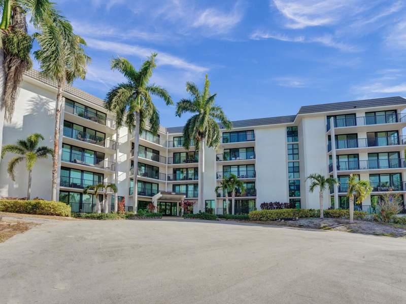 2 bedroom Condominium at 1101 River Reach Drive #205, River Reach, Fort Lauderdale — photo 3