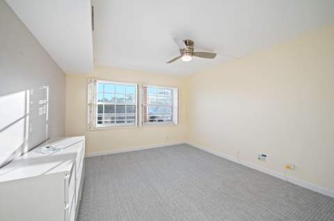 3900 Oaks Clubhouse Drive #310, Pompano Beach FL - photo 14 of 32