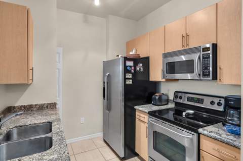 2401 NE 65th Street #112, Fort Lauderdale FL - photo 19 of 40