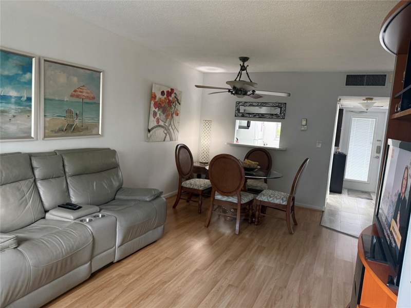 1 bedroom Condominium at 3431 NW 50th Avenue #304, Sunflower Gardens Condo, Lauderdale Lakes — photo 4