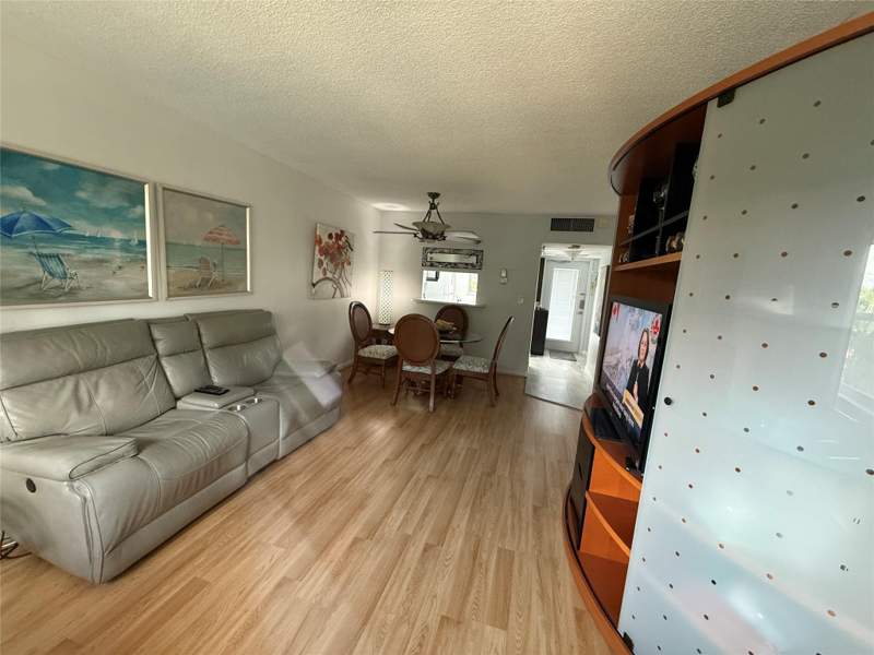 1 bedroom Condominium at 3431 NW 50th Avenue #304, Sunflower Gardens Condo, Lauderdale Lakes — photo 5
