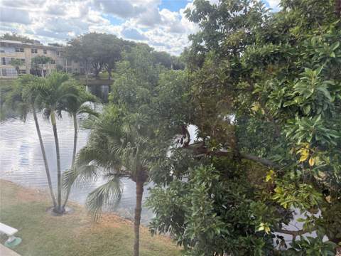 3431 NW 50th Avenue #304, Lauderdale Lakes FL - photo 15 of 22