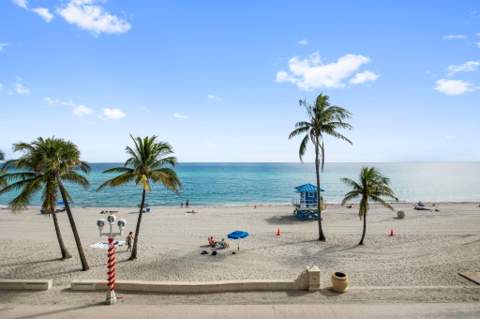2201 N Surf Road, Hollywood FL - photo 19 of 59