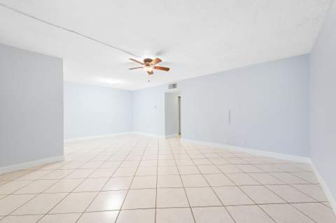 1340 NE 28th Avenue #232, Pompano Beach FL - photo 11 of 25