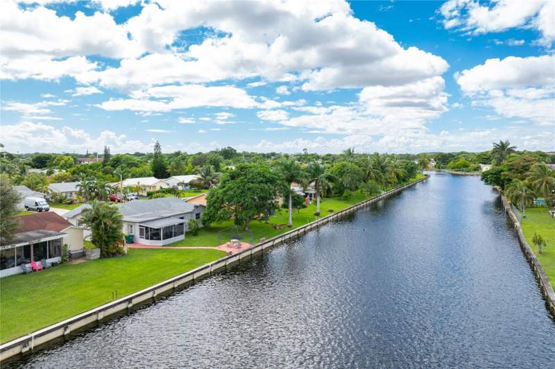 2 bedroom Single Family Residence at 9407 NW 70th Place, Westwood Commy 4 77-45 B, Tamarac — photo 5