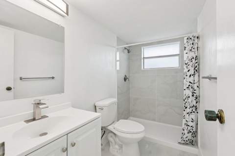 8330 Sands Point Boulevard #304n, Fort Lauderdale FL - photo 6 of 9
