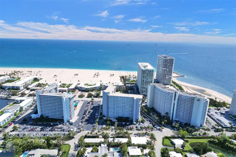 1 bedroom Stock Cooperative at 1920 S Ocean Drive #1508, Atlantic Towers, Fort Lauderdale — photo 2