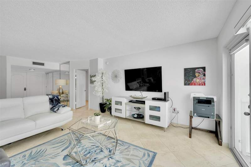 2 bedroom Condominium at 3410 Galt Ocean Drive #204n, Southpoint Condominium, Fort Lauderdale — photo 5