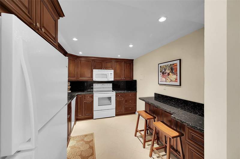 2 bedroom Condominium at 531 N Ocean Boulevard #410, Silver Thatch, Pompano Beach — photo 3