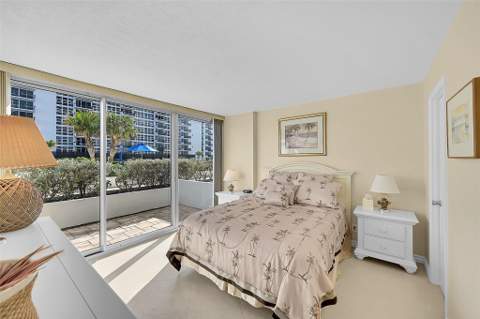 531 N Ocean Boulevard #410, Pompano Beach FL - photo 16 of 28