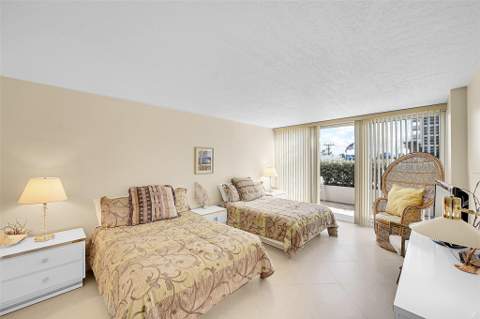 531 N Ocean Boulevard #410, Pompano Beach FL - photo 18 of 28