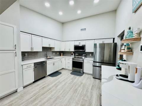3216 S Lakeview Circle #5202, Fort Pierce FL - photo 16 of 38
