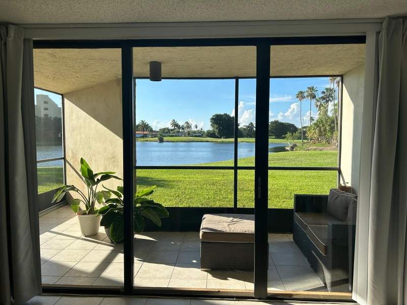 2 bedroom Condominium at 16325 Golf Club Road #109, Country Club Apts at Bona, Weston — photo 2