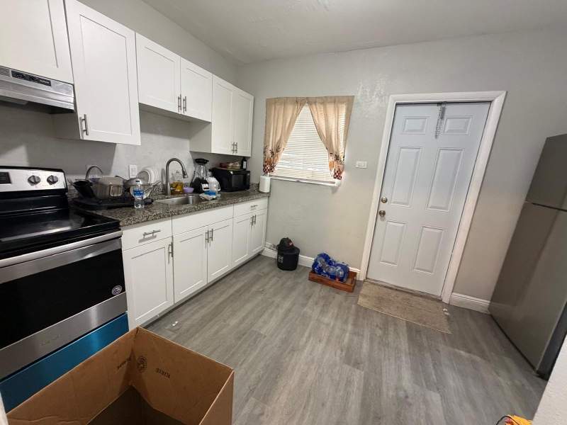 2 bedroom Single Family Residence at 405 NW 18th Avenue, Dorsey Park Third Add 24-, Fort Lauderdale — photo 3