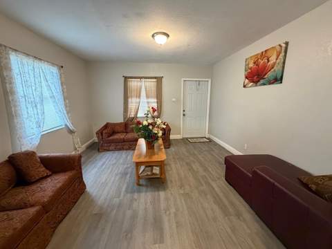 405 NW 18th Avenue, Fort Lauderdale FL - photo 6 of 23