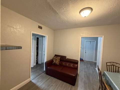 405 NW 18th Avenue, Fort Lauderdale FL - photo 13 of 23