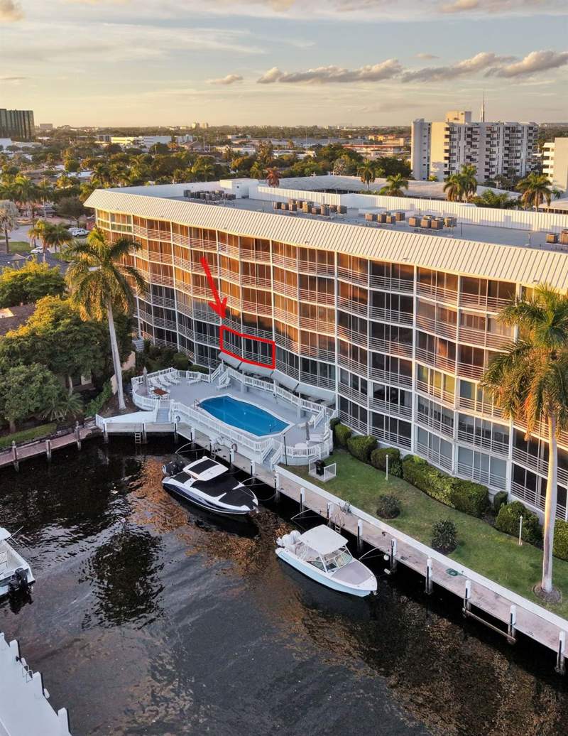 2 bedroom Condominium at 3050 NE 47th Court #205, Winston House, Fort Lauderdale — photo 2