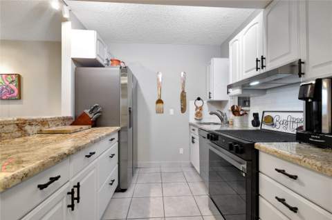 3050 NE 47th Court #205, Fort Lauderdale FL - photo 10 of 34