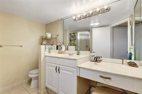3050 NE 47th Court #205, Fort Lauderdale FL - photo 16 of 34