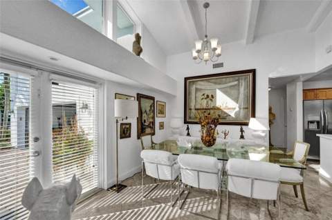 2525 SE 7th Drive, Pompano Beach FL - photo 10 of 39