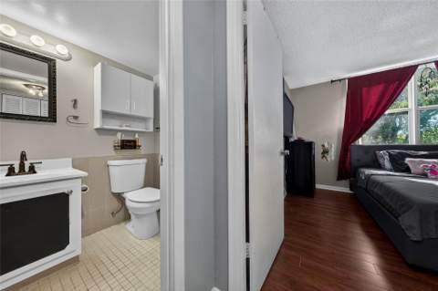 1800 N Andrews Avenue #2f, Fort Lauderdale FL - photo 13 of 28