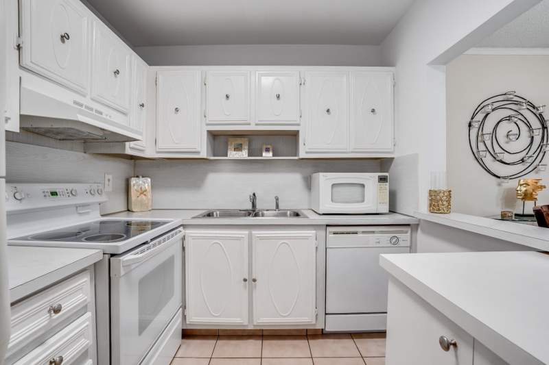 1 bedroom Condominium at 253 S Cypress Road #202, Barcelona North, Pompano Beach — photo 5