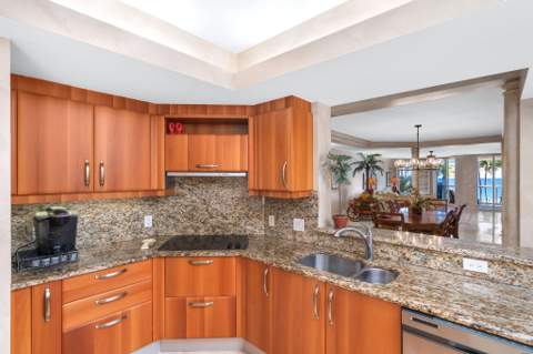 2051 SE 3rd Street #203, Deerfield Beach FL - photo 10 of 35