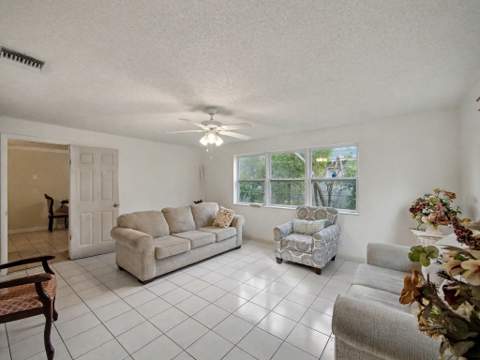 5043 Marcia Place, West Palm Beach FL - photo 9 of 21