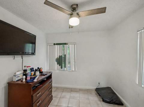 5043 Marcia Place, West Palm Beach FL - photo 13 of 21