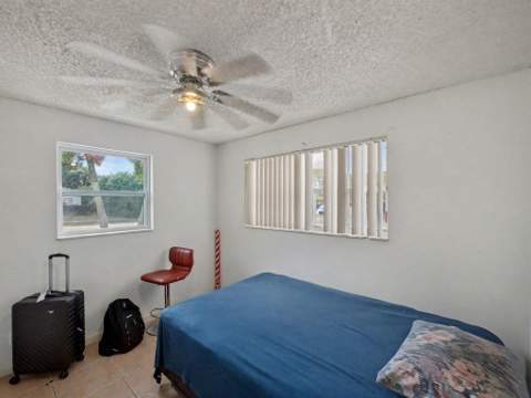 5043 Marcia Place, West Palm Beach FL - photo 15 of 21
