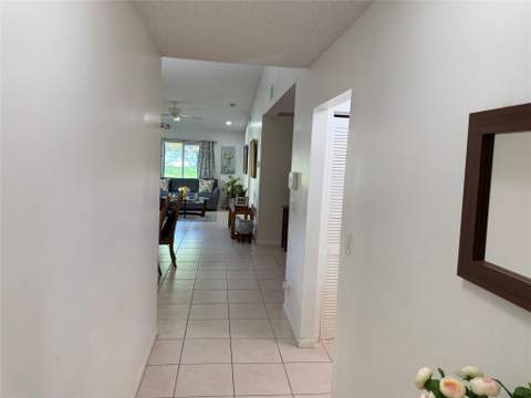 6711 S Parkway Drive #2-10, Margate FL - photo 9 of 27