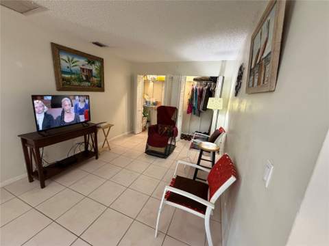 6711 S Parkway Drive #2-10, Margate FL - photo 21 of 27