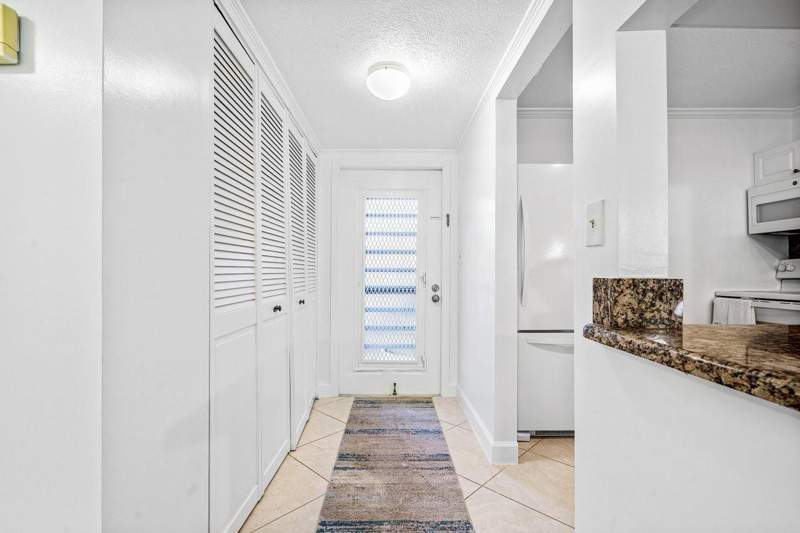2 bedroom Condominium at 9280 SW 3rd Street #802, Sandalfoot Squire, Boca Raton — photo 4