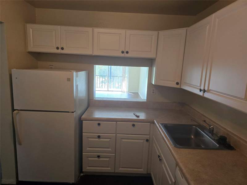 2 bedroom Condominium at 8000 Fairview Drive #205, Versailles Gardens, Tamarac — photo 3