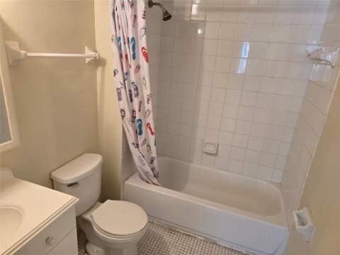 8000 Fairview Drive #205, Tamarac FL - photo 6 of 9