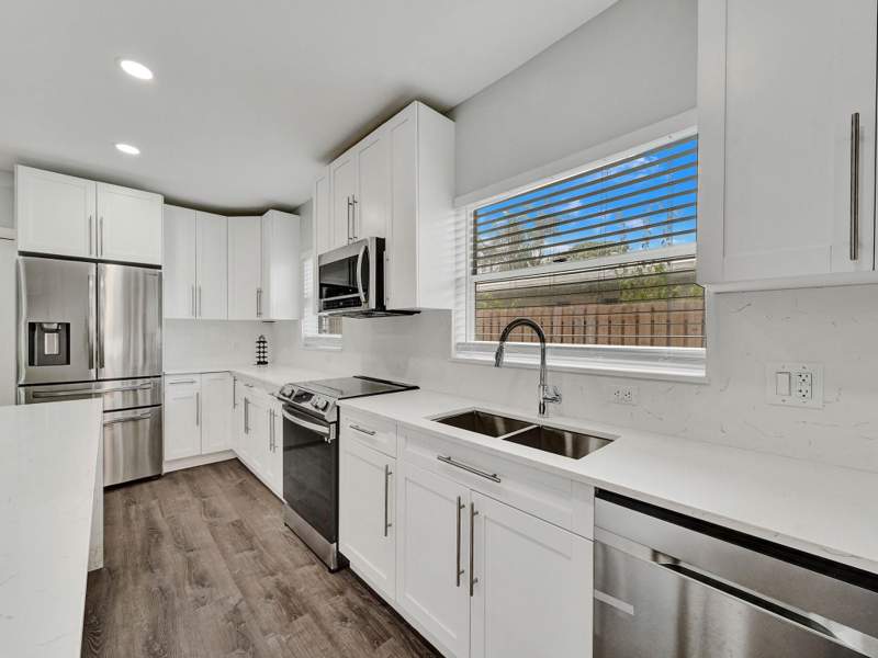 6 bedroom Single Family Residence at 3261 Aqua Vista Drive, Terra Mar Island Estates, Pompano Beach — photo 4