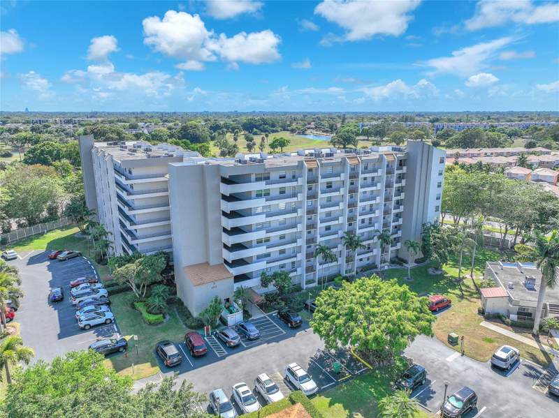 3 bedroom Condominium at 3910 Inverrary Boulevard #308-B, 18th Hole At Inverrary, Lauderhill — photo 5