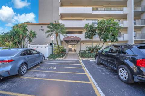 3910 Inverrary Boulevard #308-B, Lauderhill FL - photo 10 of 53