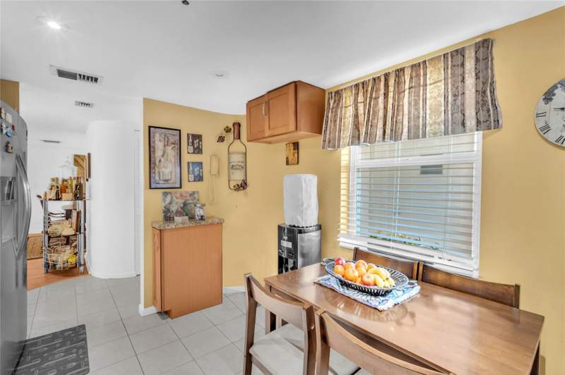 3 bedroom Condominium at 3910 Inverrary Boulevard #308-B, 18th Hole At Inverrary, Lauderhill — photo 4