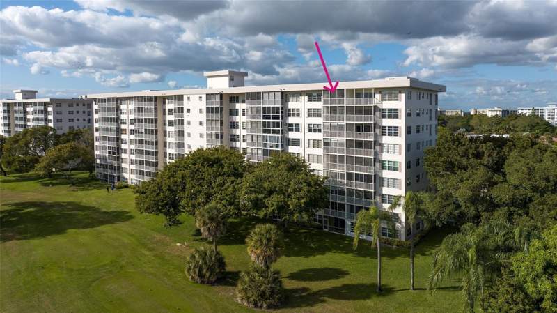 2 bedroom Condominium at 3050 N Palm Aire Drive #909, Palm Aire, Pompano Beach — photo 3