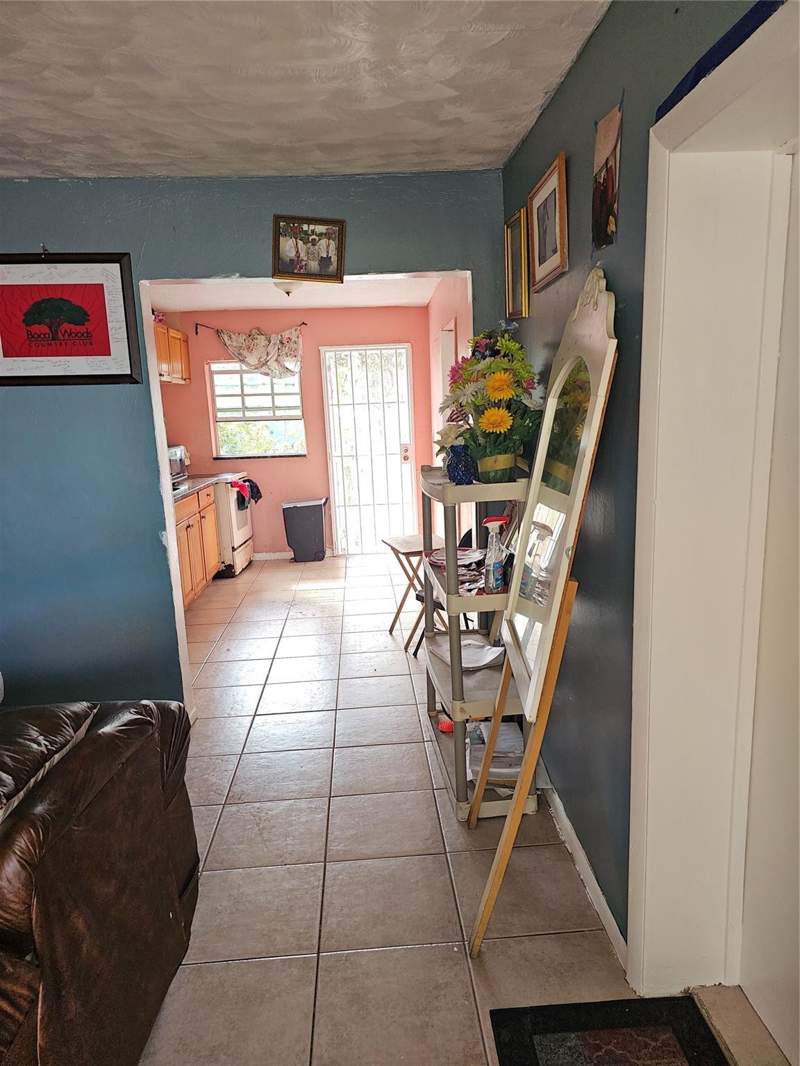 2 bedroom Single Family Residence at 2510 NW 6 Street, 33-48-42 E 60 Of W 210 Of, Pompano Beach — photo 3