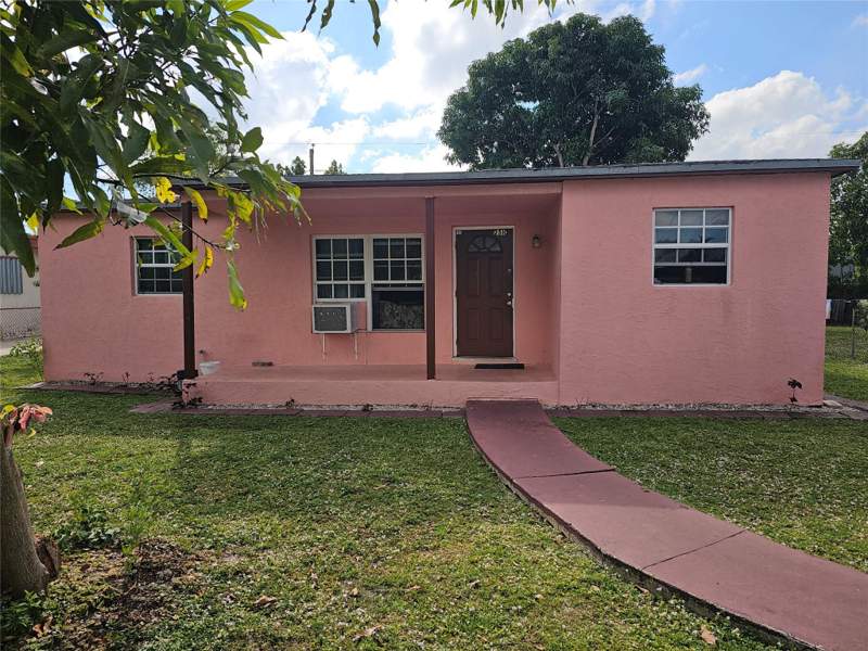 2 bedroom Single Family Residence at 2510 NW 6 Street, 33-48-42 E 60 Of W 210 Of, Pompano Beach — photo 2
