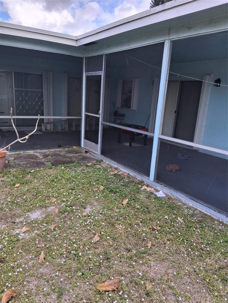 2 bedroom Single Family Residence at 5709 NW 87th Avenue, Mainlands Of Tamarac Lakes, Tamarac — photo 2